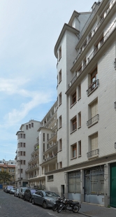 Social housing and swimming pool at Rue des Amiraux - foto: Petr Šmídek, 2019