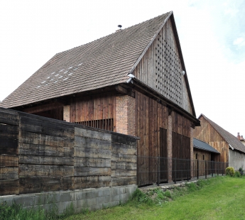 Rodinný dom zo storočného humna