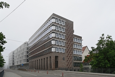 Nové sídlo stavební spořitelny v Ulmu - foto: Petr Šmídek, 2021