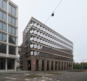 Sparkasse Ulm Headquarters - foto: Petr Šmídek, 2021