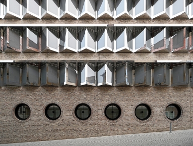 Sparkasse Ulm Headquarters - foto: Petr Šmídek, 2021