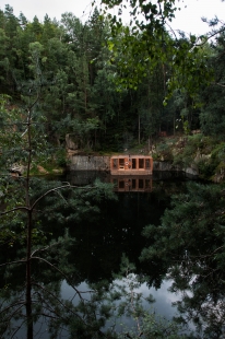 Floating sauna in an old quarry