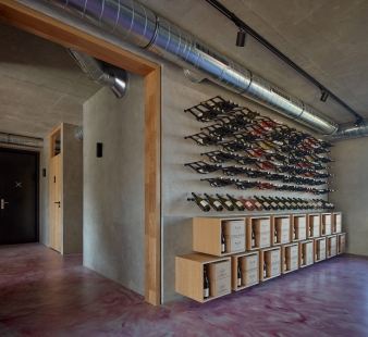 <wine bar>Reisten</wine bar> - foto: BoysPlayNice | www.boysplaynice.com