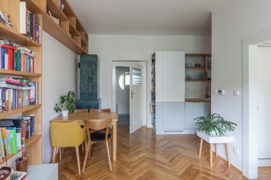 Apartment full of books - foto: Nikola Tláskalová