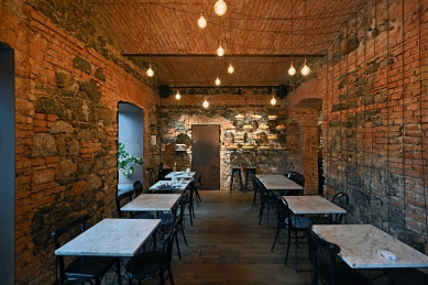 Bistro EK - foto: Petr Šmídek, 2021