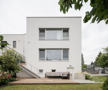 Reconstruction of a residence in the Masaryk district - foto: Alex Shoots Buildings