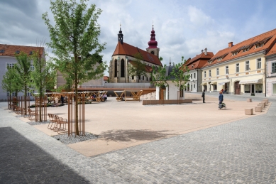 Market Square Ptuj - foto: Miran Kambič