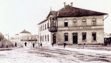 Autobusové nádraží Mnichovo Hradiště - Historický snímek - foto: re:architekti