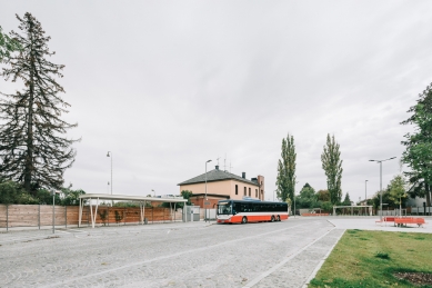 Autobusové nádraží Mnichovo Hradiště - foto: Ondřej Bouška