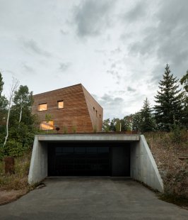 Crest Haus - foto: Kerri Fukui + Malissa Mabey