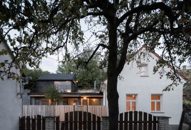 Weekend House in Bukovany - foto: © Alex Shoots Buildings