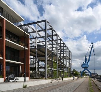 Melopee Multipurpose School Building - foto: Petr Šmídek, 2022