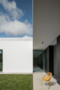 Dům v Santa Joana - foto: Ivo Tavares Studio