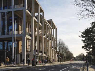 Kingston University Town House - foto: Dennis Gilbert / VIEW