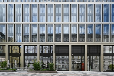 Administrativní budova Rathausstraße 1 - foto: Petr Šmídek, 2021