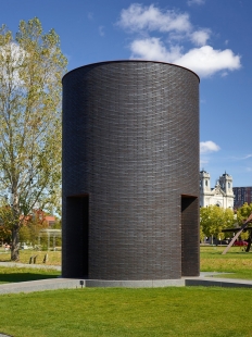 Serpentine Gallery Pavilion 2022 - Theaster Gates: Black Vessel for a Saint, 2017 - foto: Gene Pittman, Courtesy Walker Art Center, Minneapolis