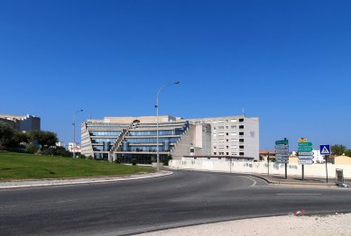 Bytový dům Le Colisée - foto: Petr Šmídek, 2008