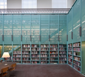 Knihovna fakulty architektury a stavebního inženýrství na univerzitě v Gentu - foto: Petr Šmídek, 2022