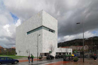 Univerzitní aula País Vasco - foto: Petr Šmídek, 2013