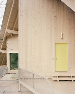 House on a Hill - foto: © Rasmus Norlander, Curych