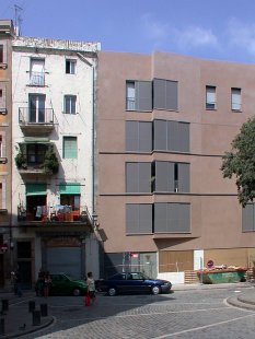 Social Housing Sant Agustí Vell - foto: Petr Šmídek, 2006