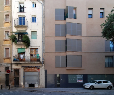 Social Housing Sant Agustí Vell - foto: Petr Šmídek, 2008