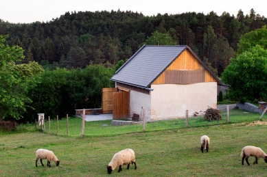 Agricultural house Loubi - foto: Tomáš Souček