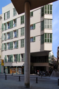 Apartment Building on Calle Carme - foto: Petr Šmídek, 2008