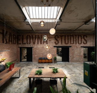 Kabelovna Studios - foto: Alex Shoots Buildings