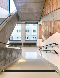 Staircase Tower - Elementary School and Preschool Noah - foto: Kristýna Císařová