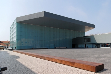 Ílhavo Cultural Centre - foto: Petr Šmídek, 2011