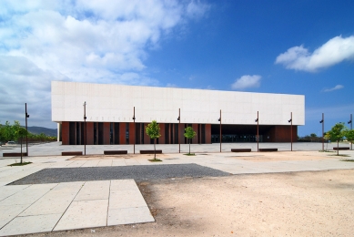 Kongresový palác a auditorium - foto: Petr Šmídek, 2011