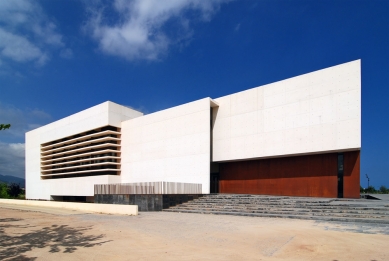 Kongresový palác a auditorium - foto: Petr Šmídek, 2011