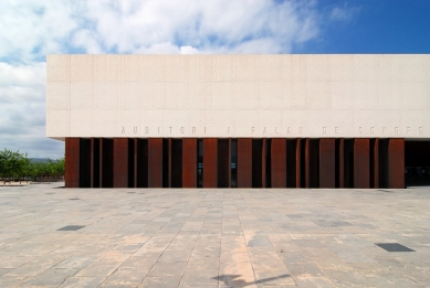 Kongresový palác a auditorium - foto: Petr Šmídek, 2011