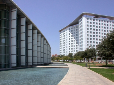 Valencia Congress Centre - foto: Petr Šmídek, 2006