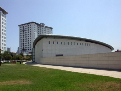 Valencia Congress Centre - foto: Petr Šmídek, 2006