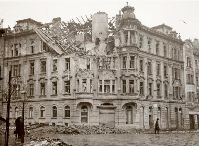 Bytový dům Údolní 36 - Historický snímek 1944 - foto: MuMB