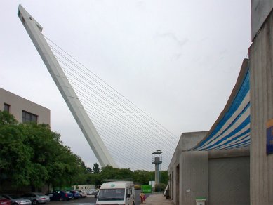 Alamillo Bridge & Cartuja Viaduct - foto: Petr Šmídek, 2006