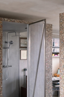 Interior of a panel apartment - foto: Alex Shoots Buildings