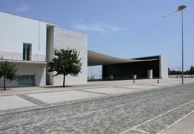 Pavilon Portugalska na Expo '98 - foto: &copy archiweb, 2006