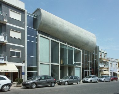 Kulturní centrum Cartaxo - foto: © archiweb 2006