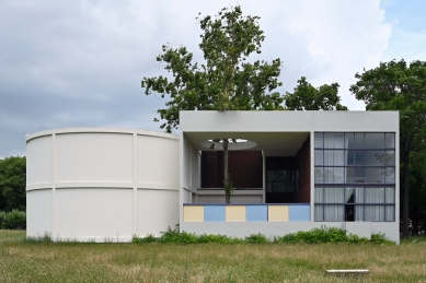 Replica of the L'Esprit Nouveau Pavilion - foto: Petr Šmídek, 2023