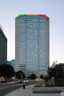 Pirelli Tower - foto: Petr Šmídek, 2021