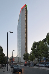 Pirelli Tower - foto: Petr Šmídek, 2021