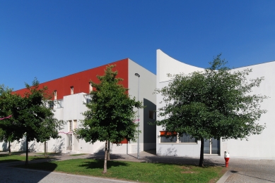 Sociální bydlení SAAL Bouça - foto: Petr Šmídek, 2011