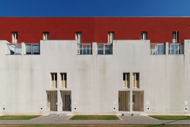 Sociální bydlení SAAL Bouça - foto: Petr Šmídek, 2011