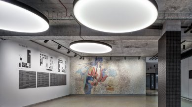 Rekonstrukce polikliniky Lesná - interiér - foto: KIVA