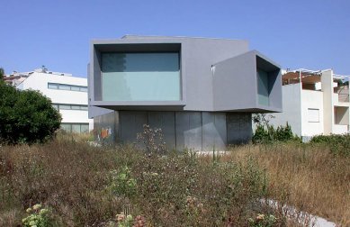 Manoel de Oliveira Cinema House - foto: &copy archiweb, 2006