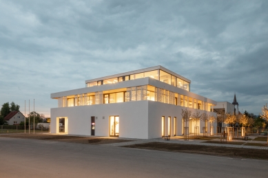 Rekonstrukce a nástavba domu služeb Palkovice - foto: Studio Toast