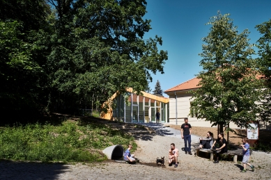 Zbraslav clubhouse - foto: Andrea Thiel Lhotáková